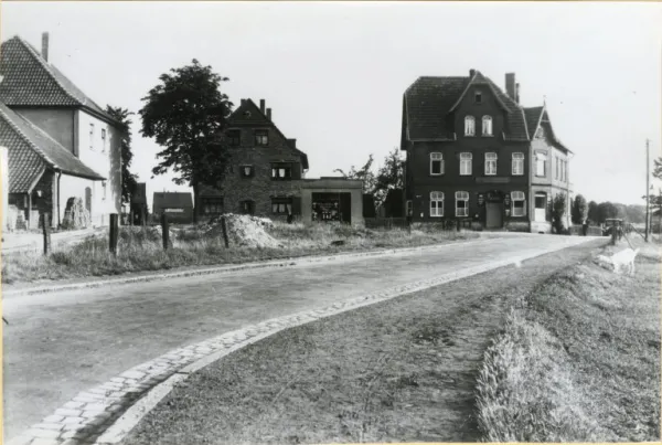 Fabrikstraße (heute Am Preßwerk), Blick Richtung Cheruskerstraße, um 1935