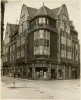 Das Wohn- und Geschäftshaus von Familie Lieber bzw. „Adolf Heine“ in der Ritterstraße 57, 1927. Stadtarchiv Bielefeld, Bestand 400,3/Fotosammlung, 11-1707-027