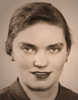 Portrait von Erna Kronshage, ca. 1942.