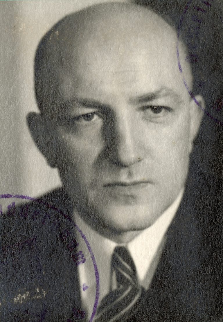 Portrait Johannes Waltenberg. Stadtarchiv Bielefeld, Bestand 400,3/Fotosammlung, Nr. 61-023-063